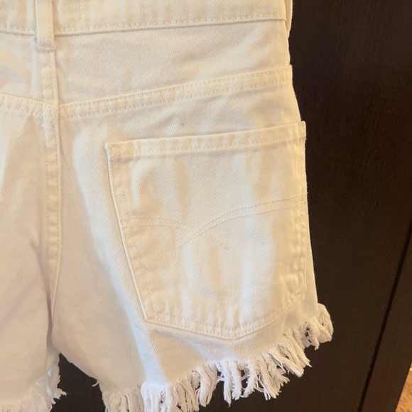 Denim Co White Jeans Shorts Frayed Hem SZ4 - Picture 8 of 10